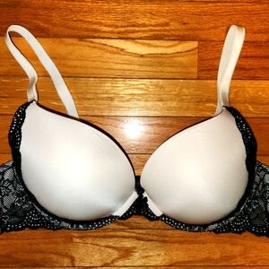 Torrid Push Up Plunge 42c